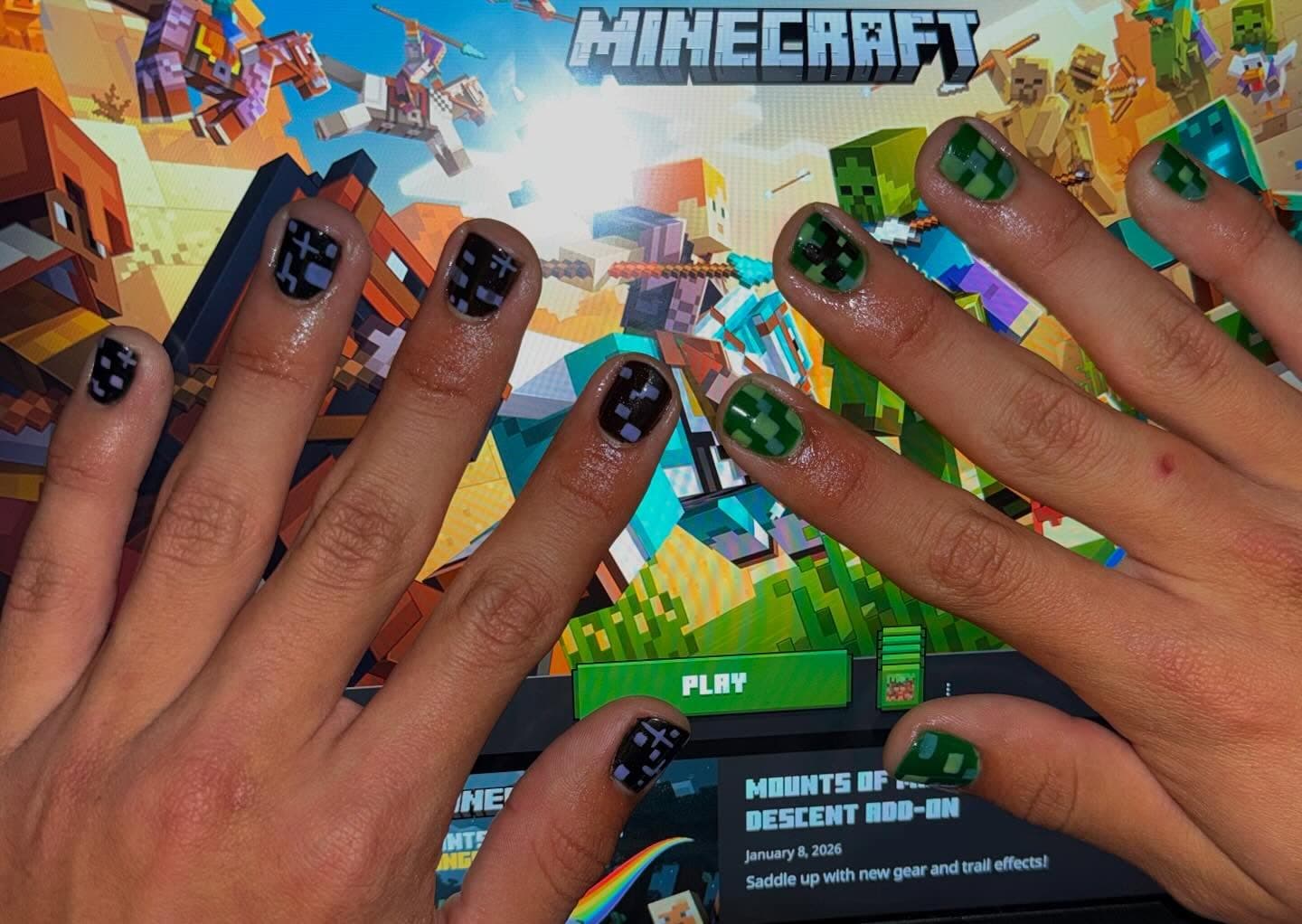 Minecraft manicure! thank you @alexx.v.09 for being my test
